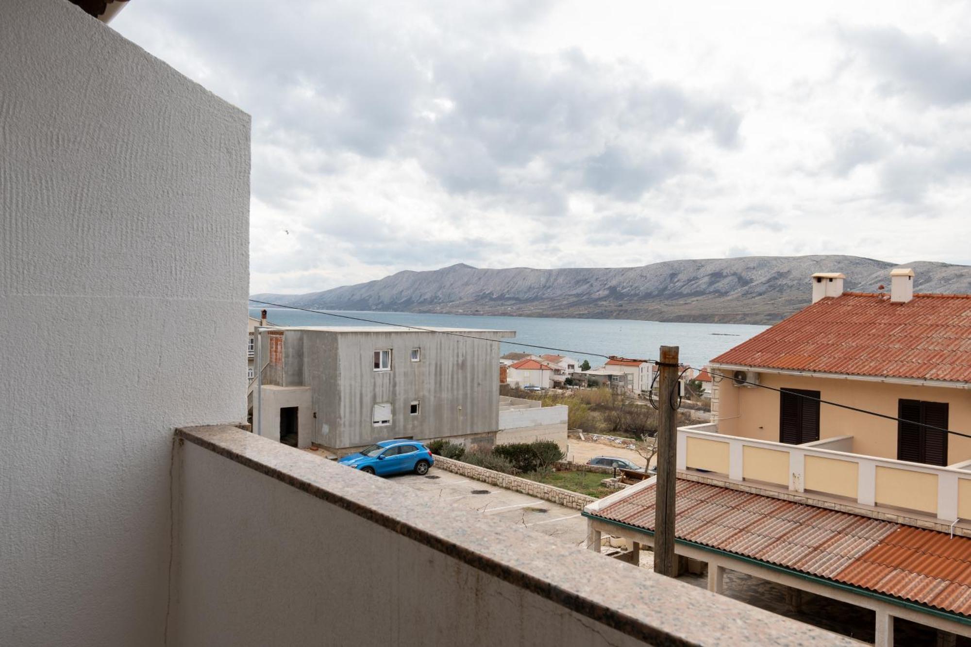 Apartments And Rooms With Parking Space Zubovici, Pag - 16063 Экстерьер фото