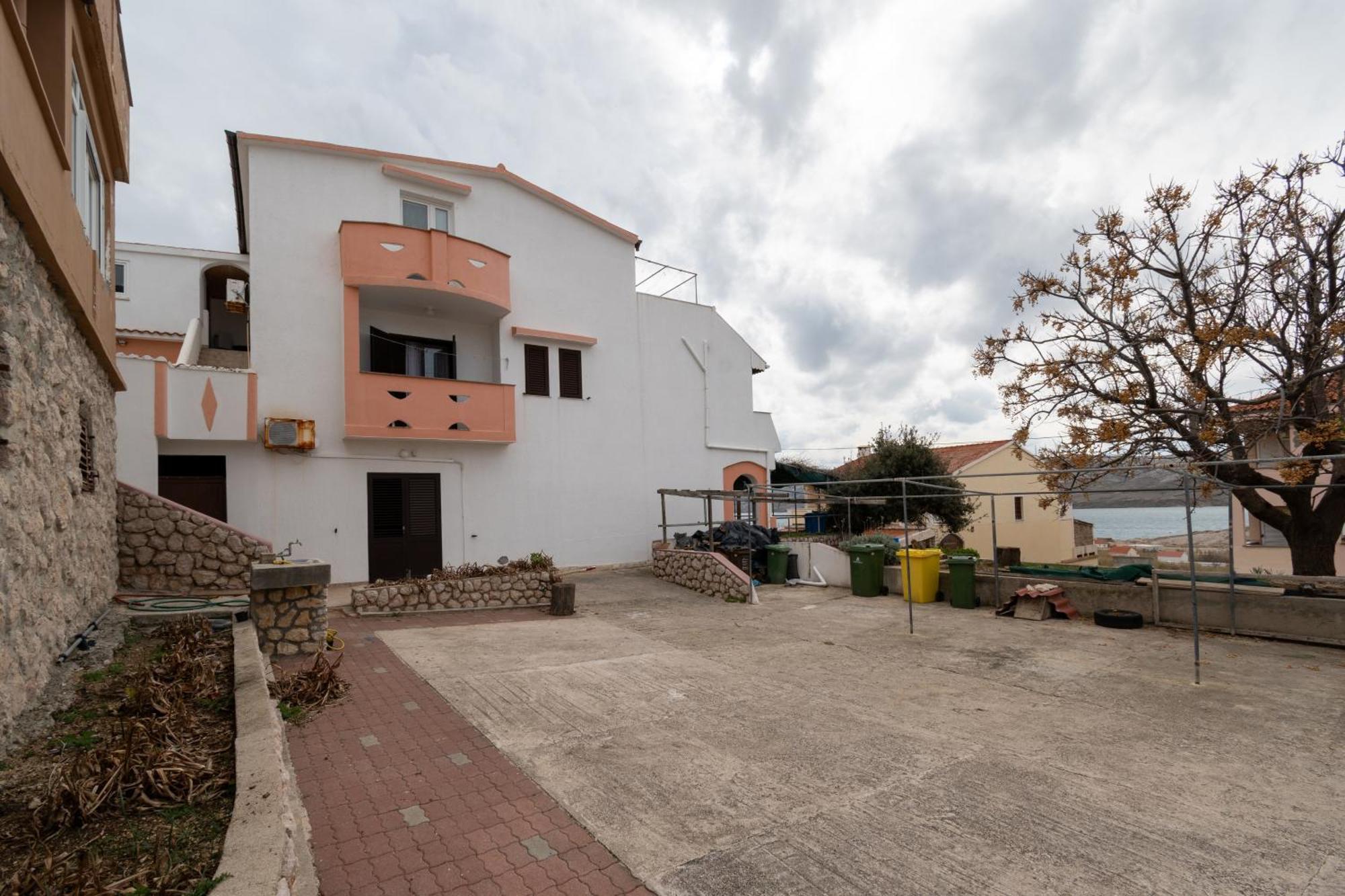 Apartments And Rooms With Parking Space Zubovici, Pag - 16063 Экстерьер фото